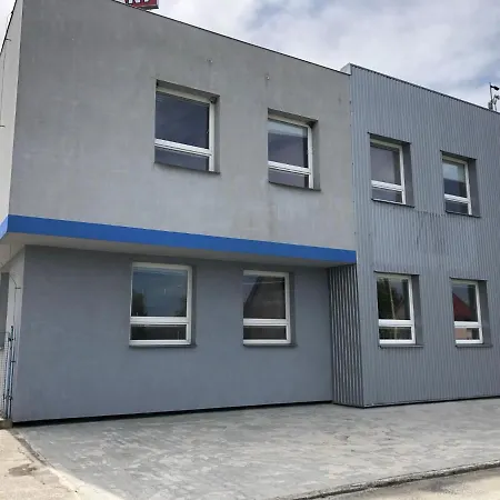 Ubytovani Litomericka S Parkovistem Διαμέρισμα