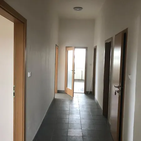 Ubytovani Litomericka S Parkovistem *
