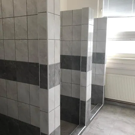 Ubytovani Litomericka S Parkovistem *