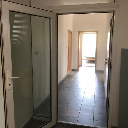 Ubytovani Litomericka S Parkovistem * Česká Lípa