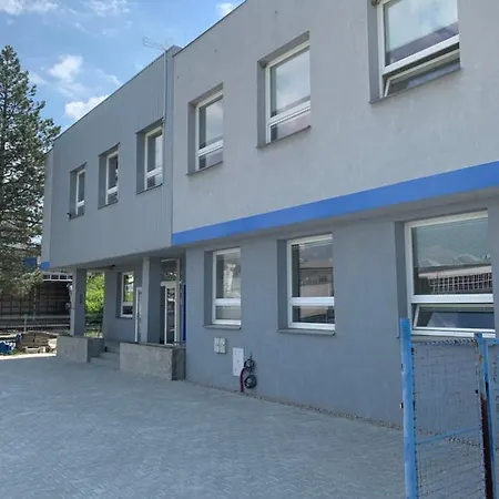 Appartement Ubytovani Litomericka S Parkovistem *