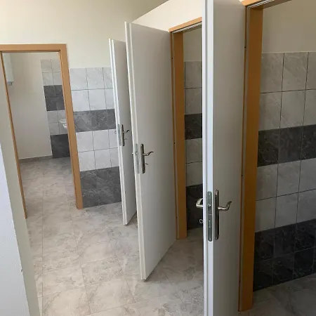 Ubytovani Litomericka S Parkovistem Διαμέρισμα Česká Lípa